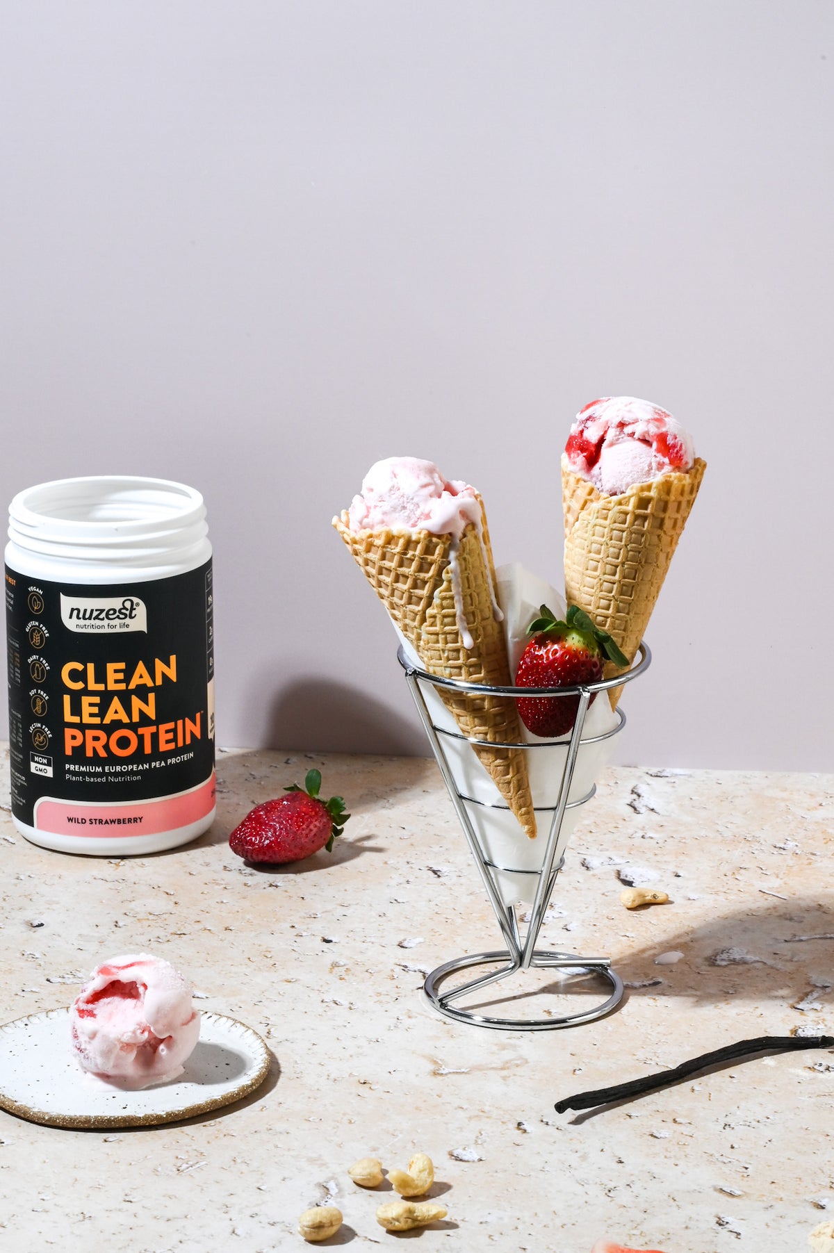 No Churn Strawberry Ice-Cream - Nuzest UK