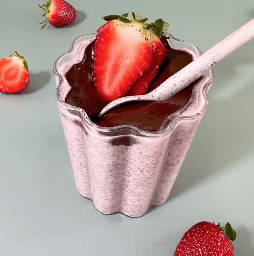 Strawberry Chocolate Pudding - Nuzest UK